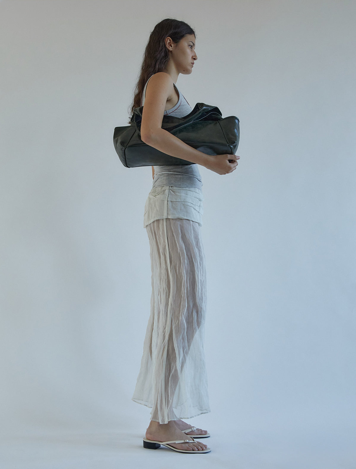Querida pockets triangular shoelder bag khaki