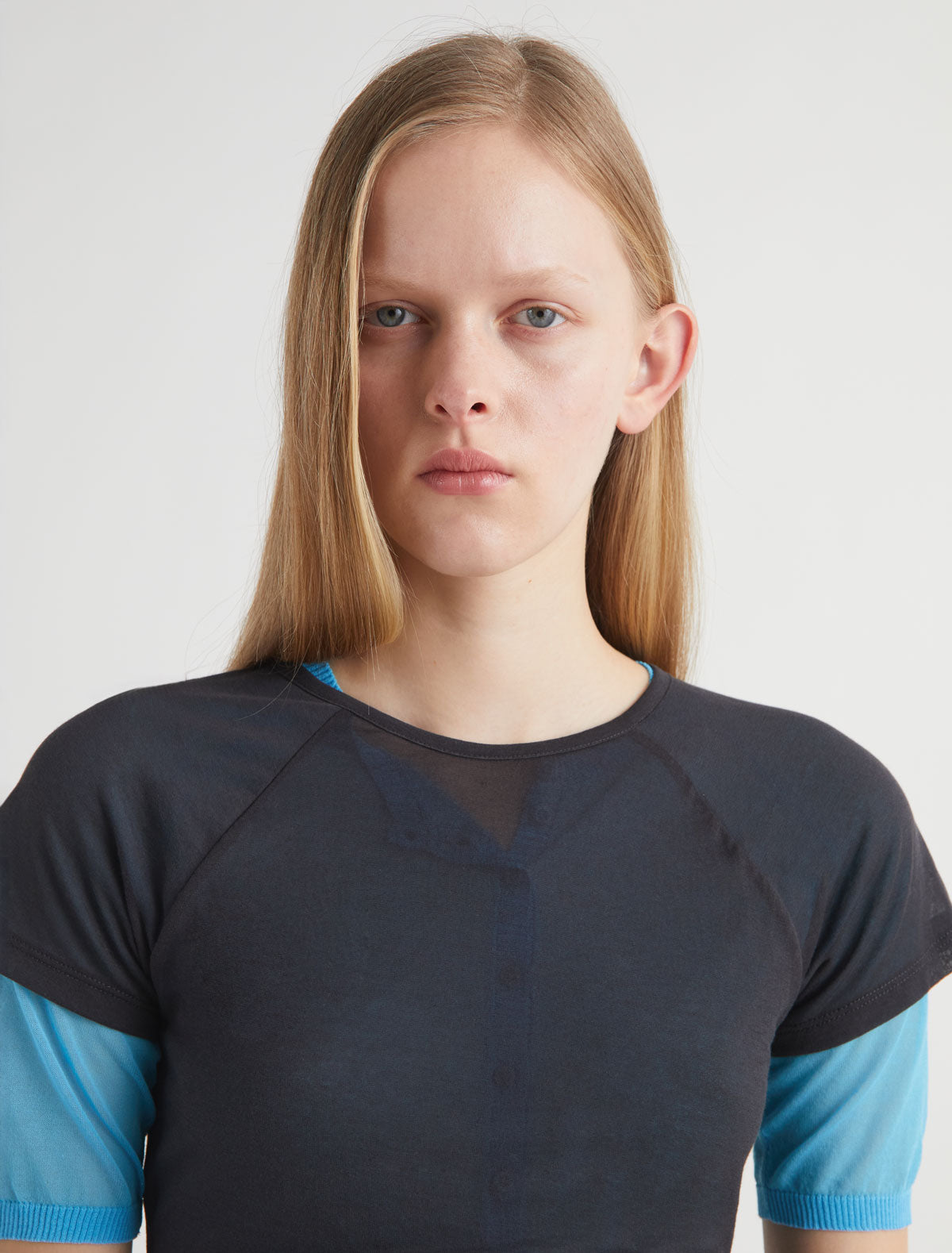 Omu delicate sheer top embroidery darkgrey