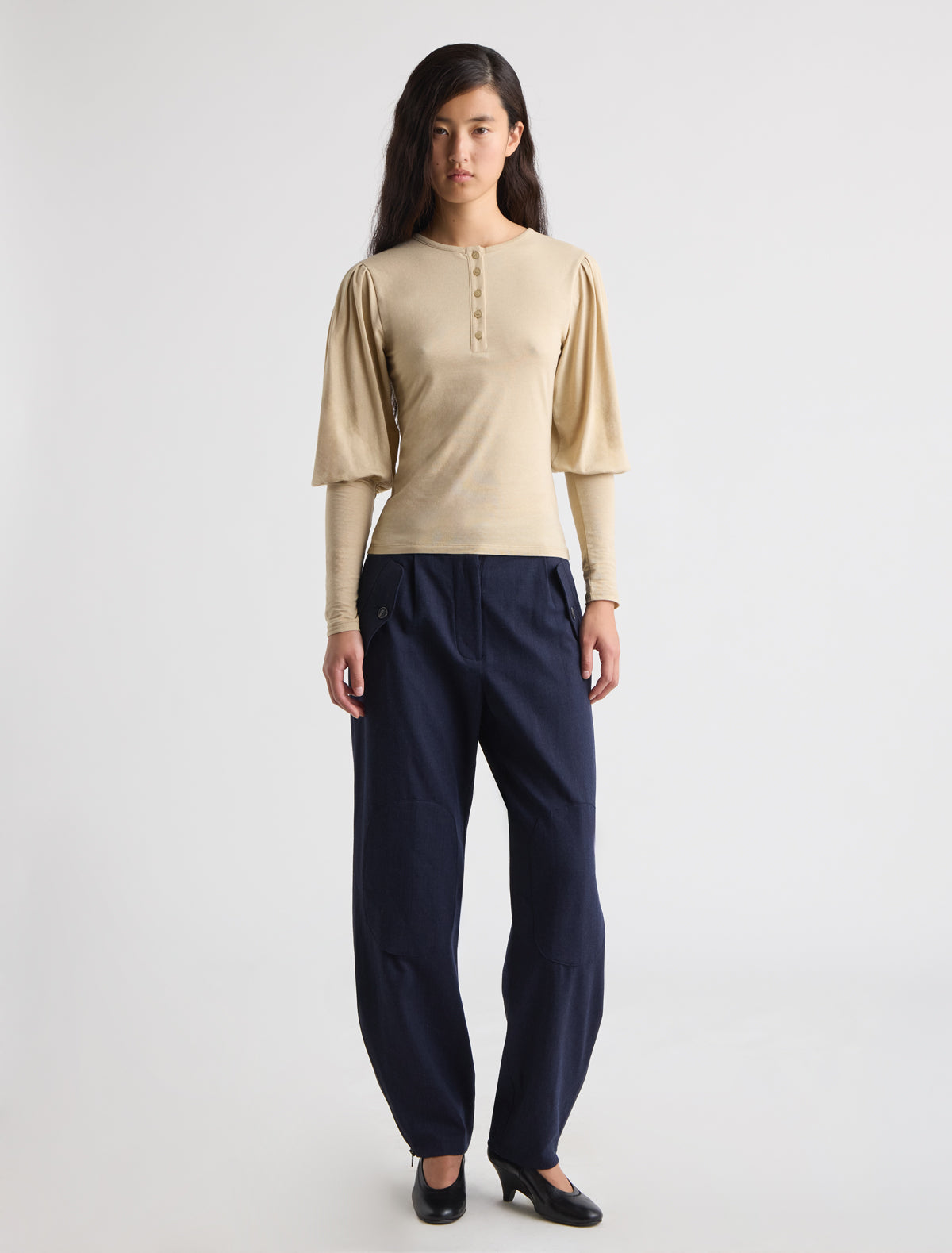 Rafaga top henley style neckline puff sleeves fitted hem beige