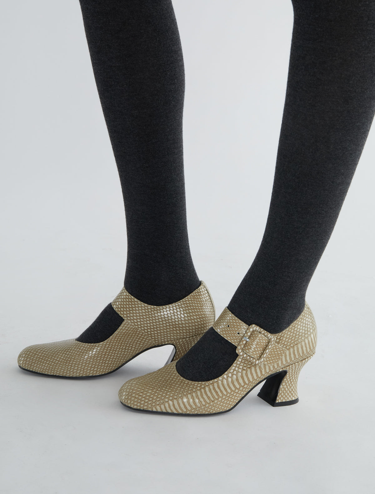 no 2758 / Carmen II