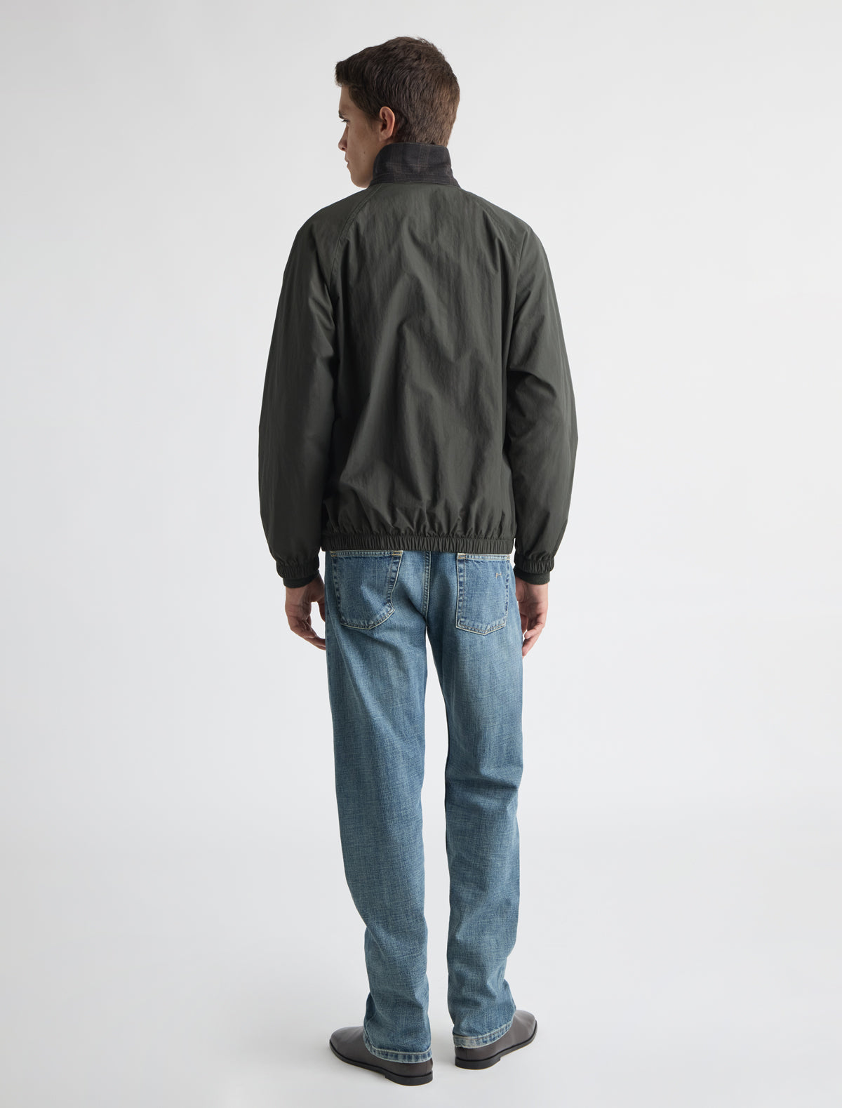 Vigas ii mens nylon bomber jacket raglan sleeves central zipper khaki
