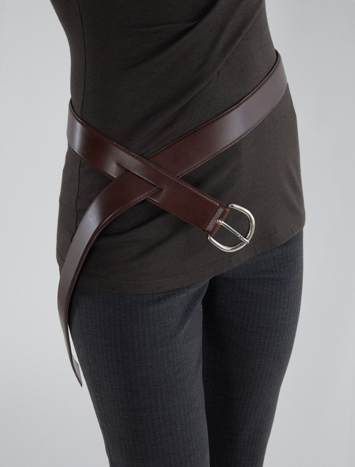 Emilie belt hidden snaps brown