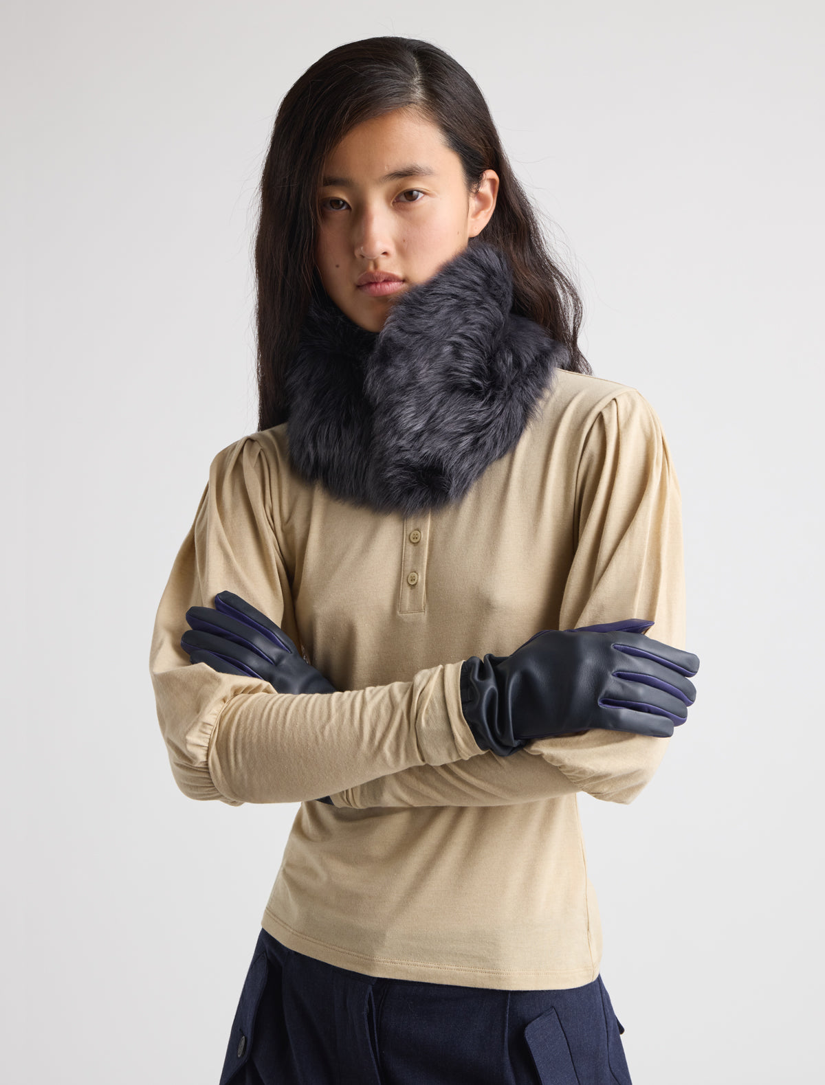 Maribel two tone leather gloves wide elasticated opening purple