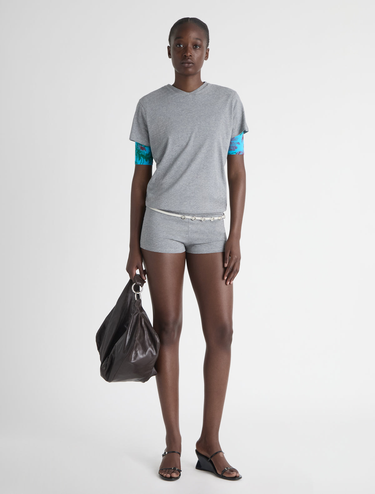 no 2977 / Larry V-neck