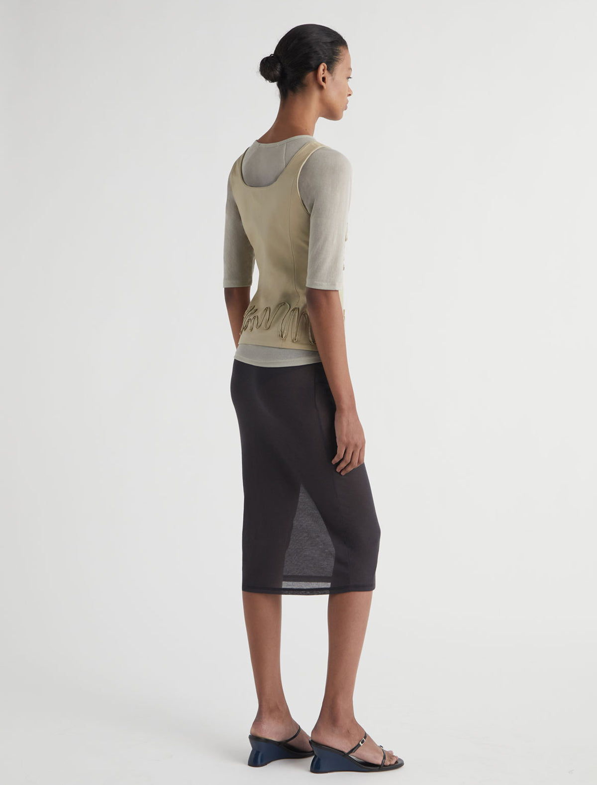 Fil top sleeveless top front embroidery leather strips