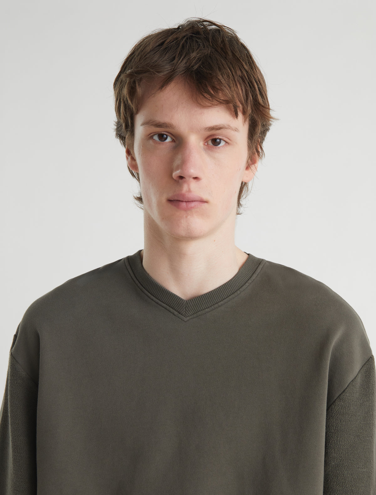 no 2433 / Oliver
