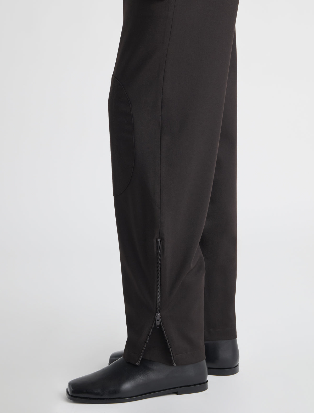 Figma b suit mens trousers rounded shape flap pockets stitched knee panels