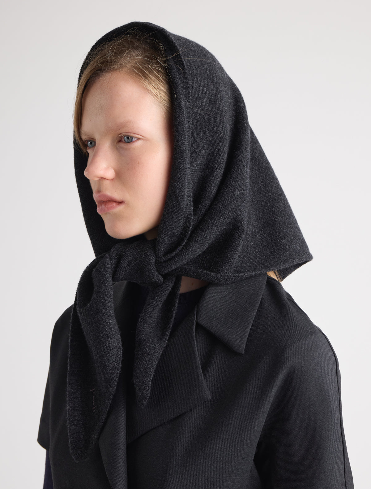 Prima soft warm wool triangle scarf newgrey