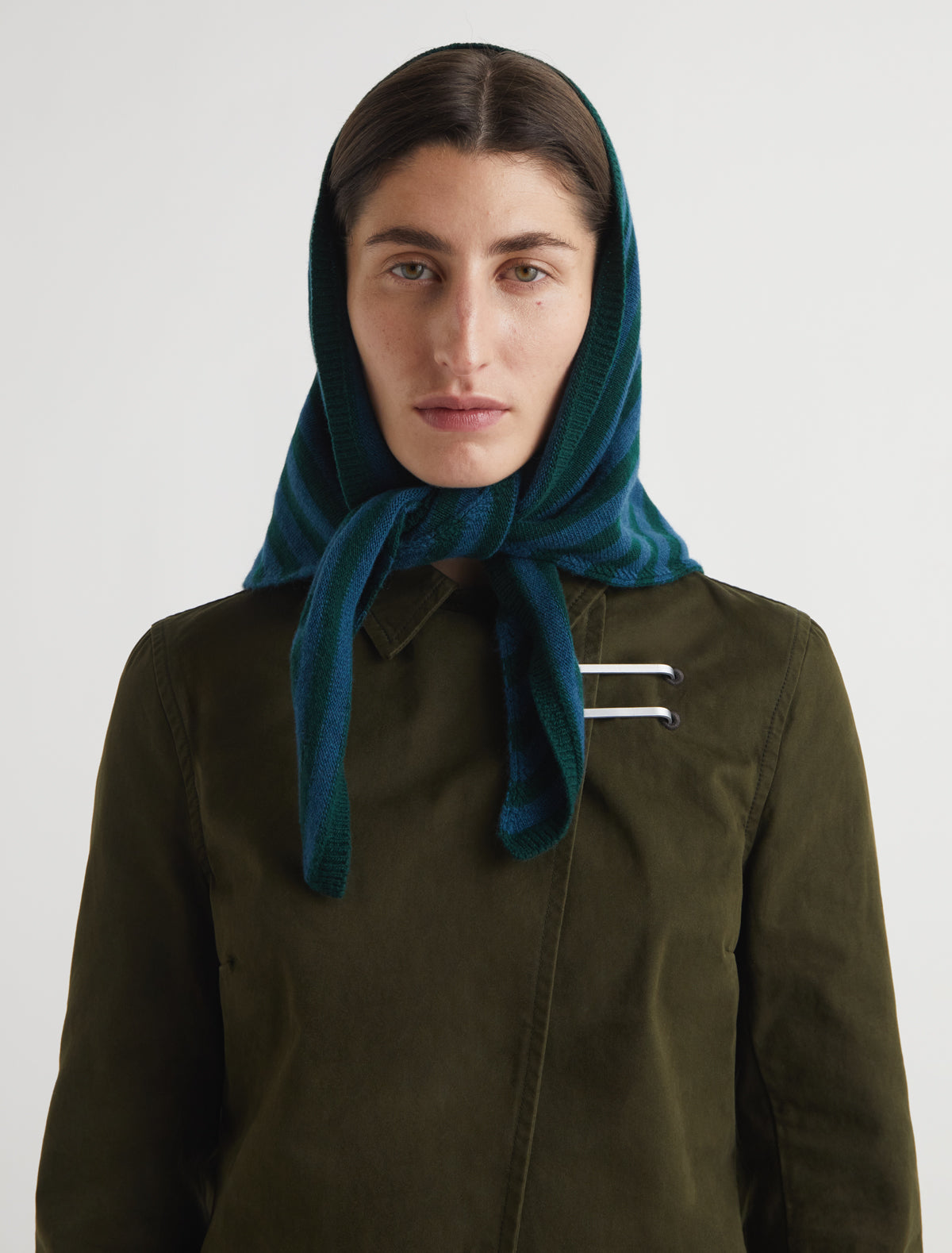 Prima soft warm wool triangle scarf green