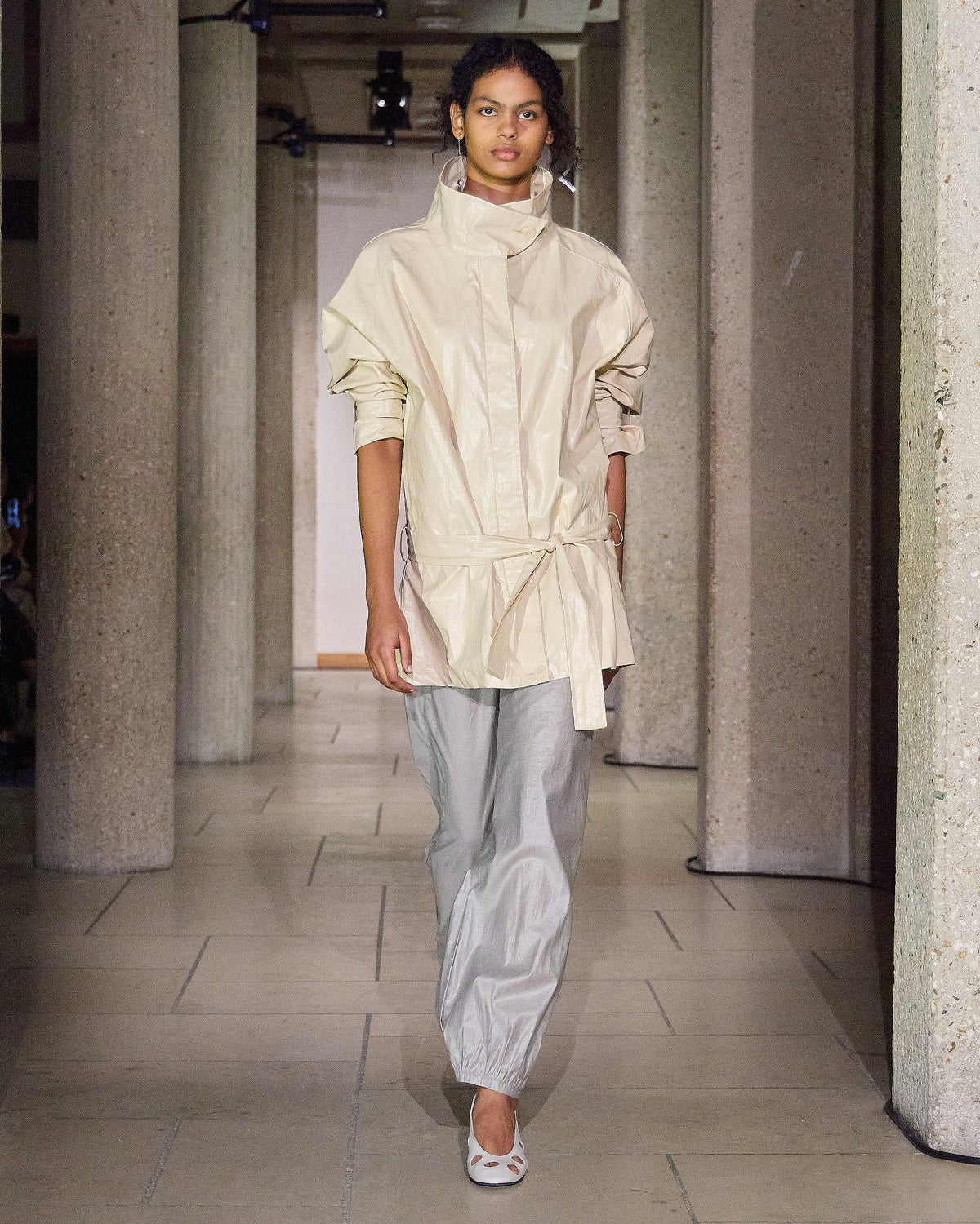 Lebano oversized jacket ranglan sleeves high collar