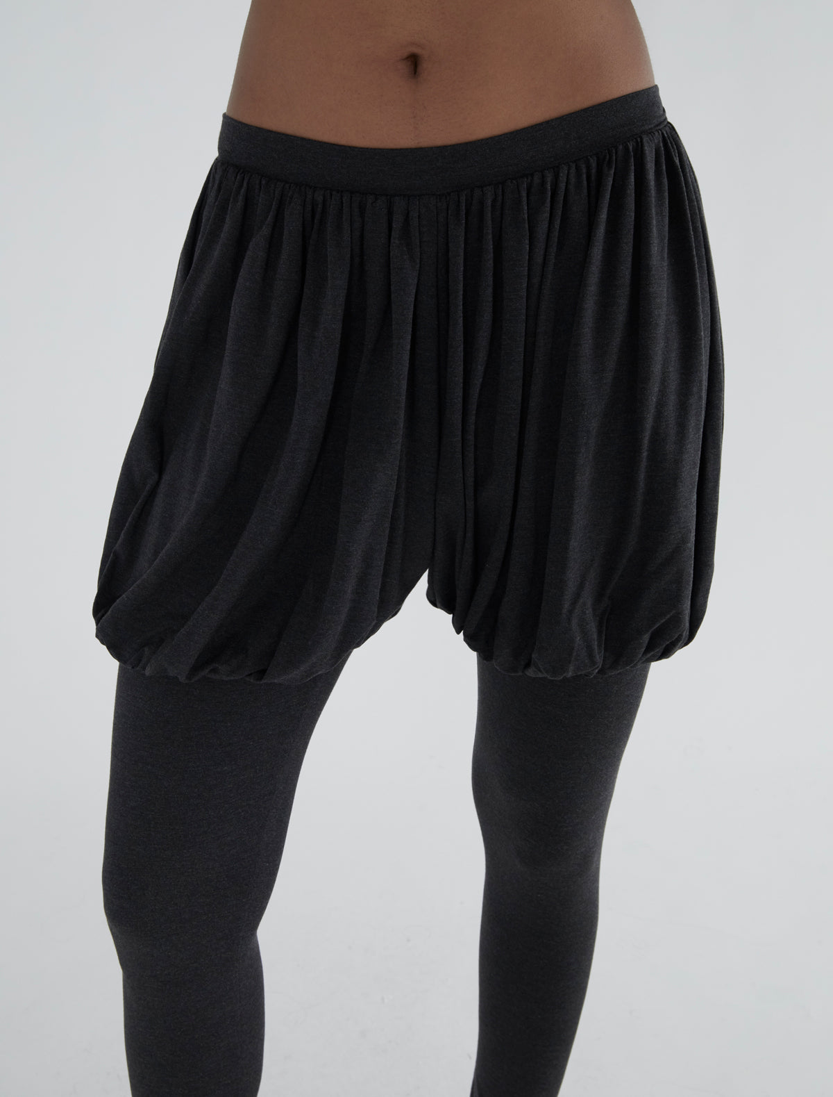 Caly fitted pants puffed effect darkgrey