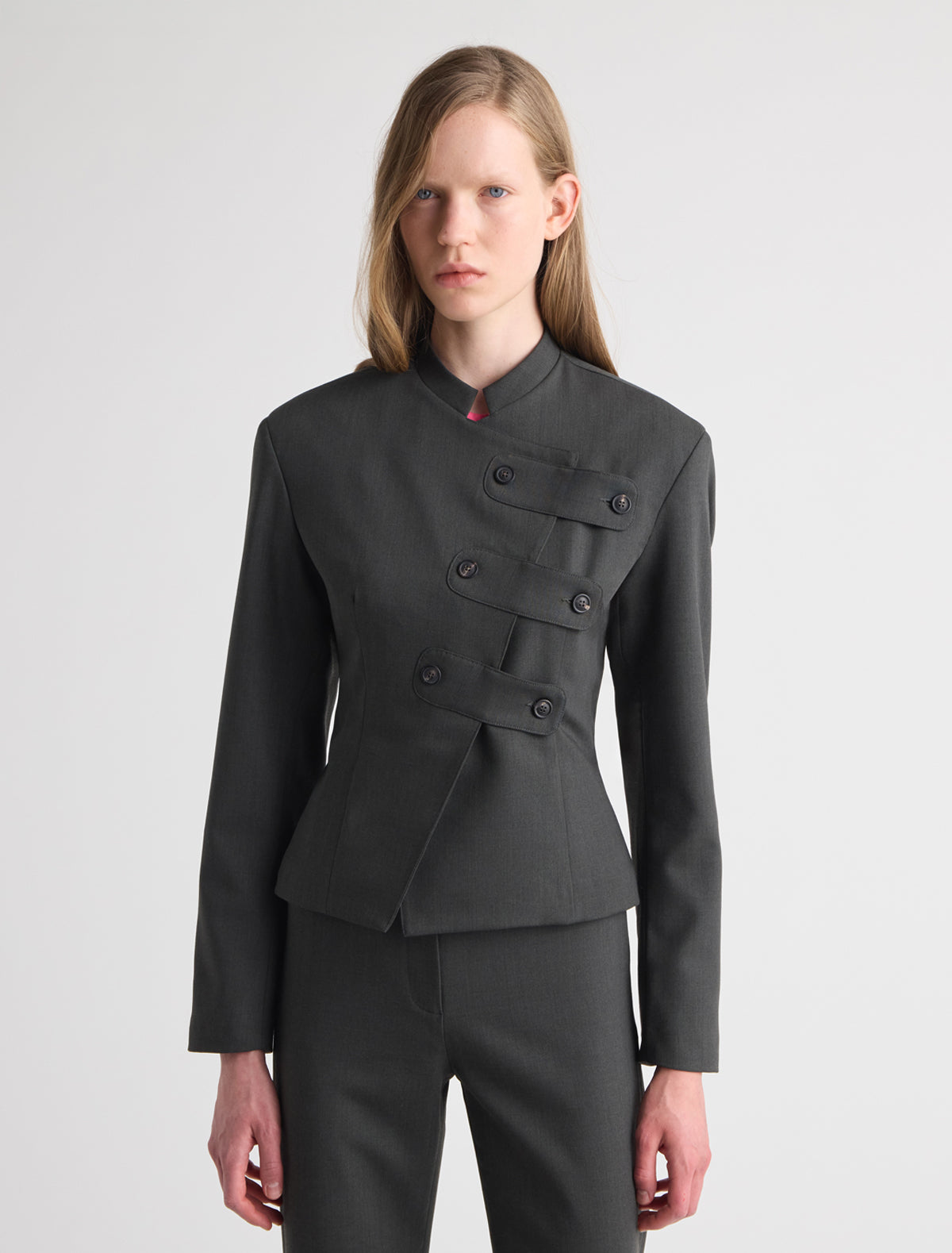 Sapi blazer broad shoulders fitted waist green