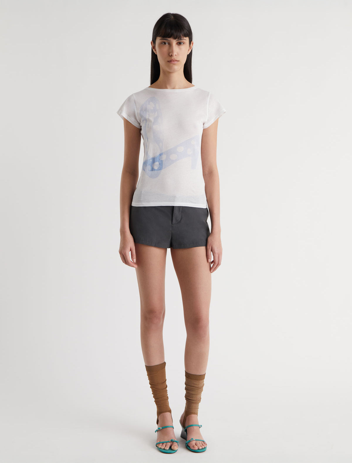 Souvenir uma dots tshirt shoe front print back text organic cotton white