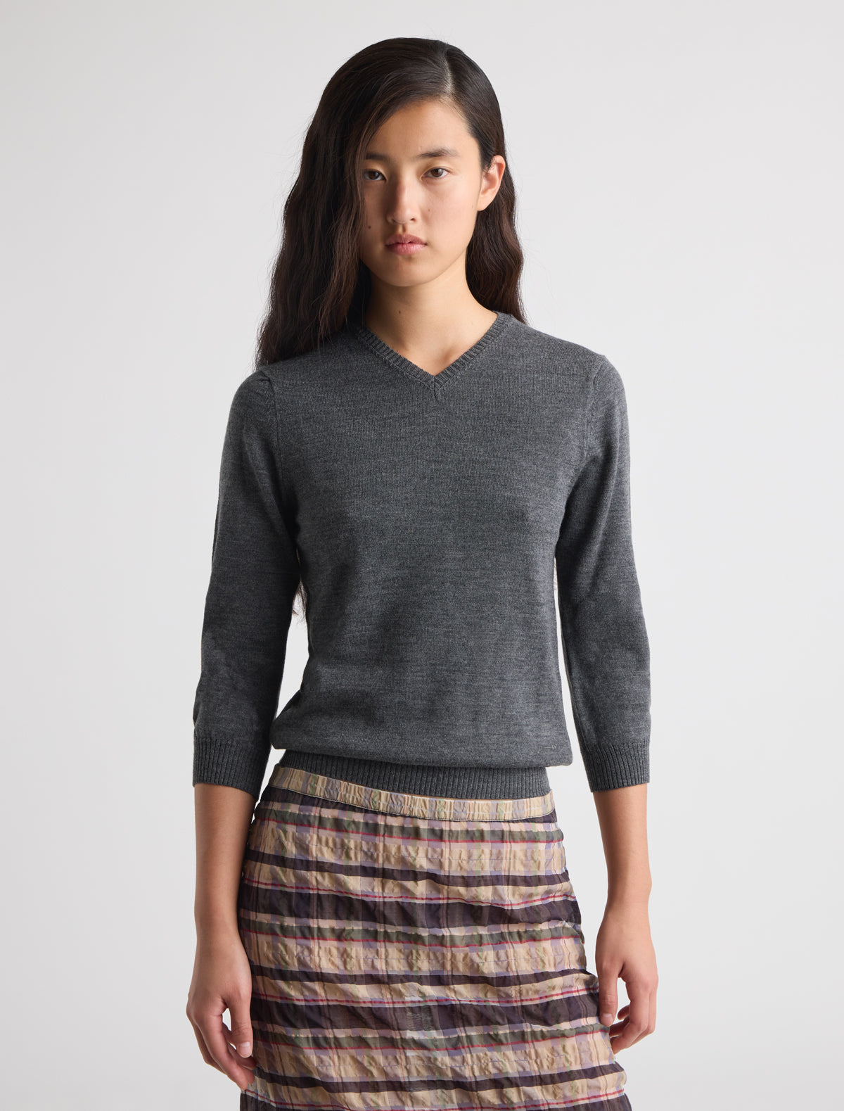Tilsa v neck knitted sweater sleeves below elbow p w embroidery grey