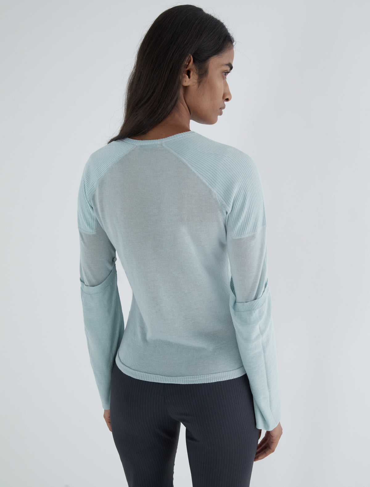 Mercuri round neck extra long slevees lightblue
