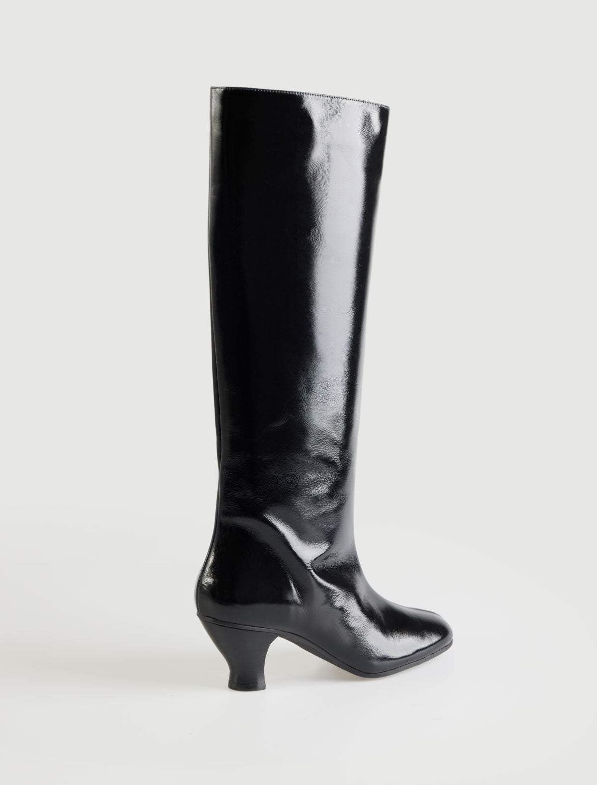 Cecilia leather boots heel painted contrasting color darknavy