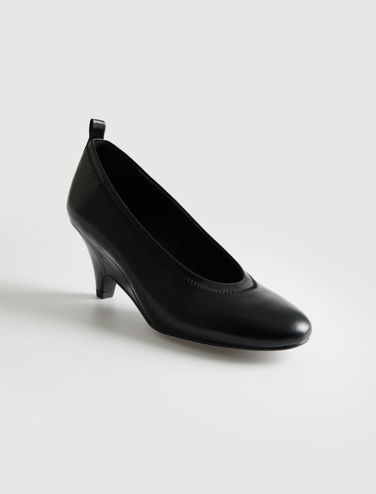 Joelia pump shaped 6 cm heel black