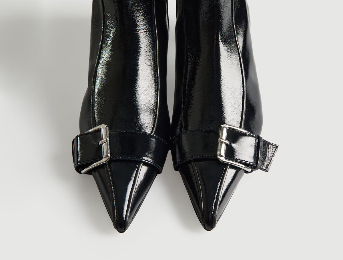 Judo tall pointed toe leather boot buckle detail cone heel navy