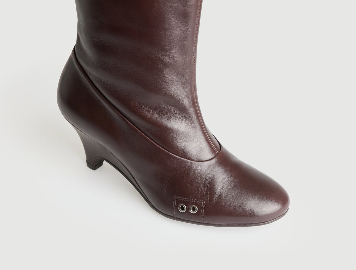 Joelia boot ii shaped wedge leather boot metal vent loose shaft ruched effect brown