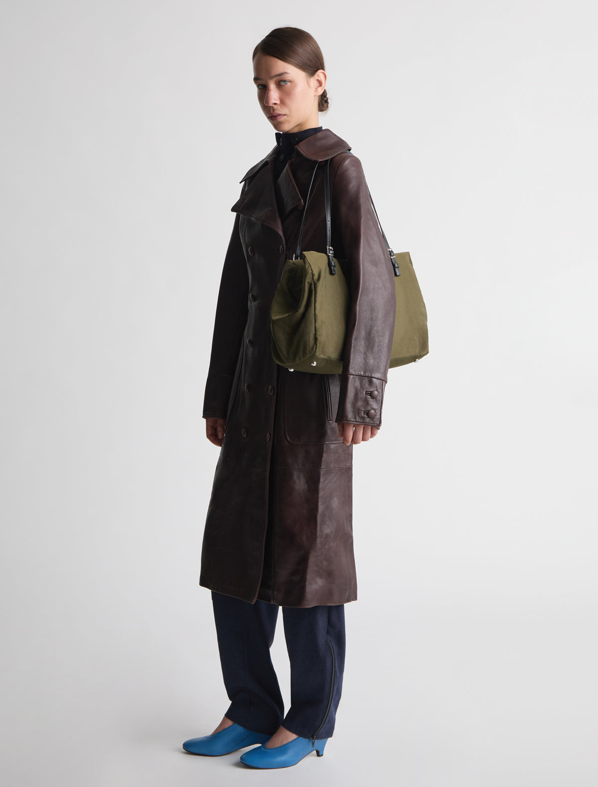 Sora nylon shoulder bag adjustable leather straps khaki