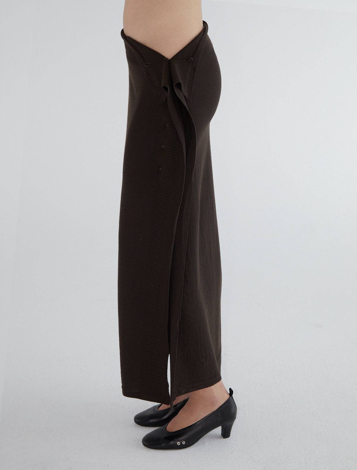 Long charco knitted skirt rectangular shape brown