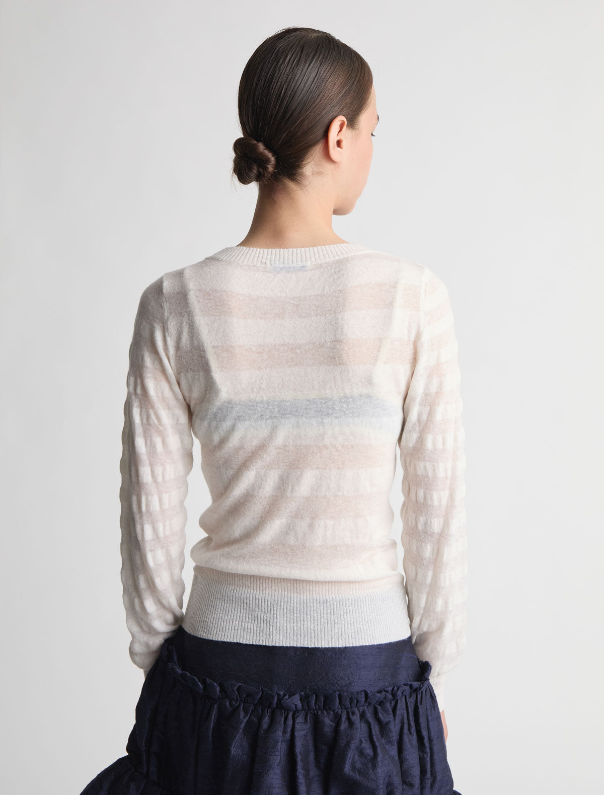 Laser long sleeve knitted sweater open neckline white
