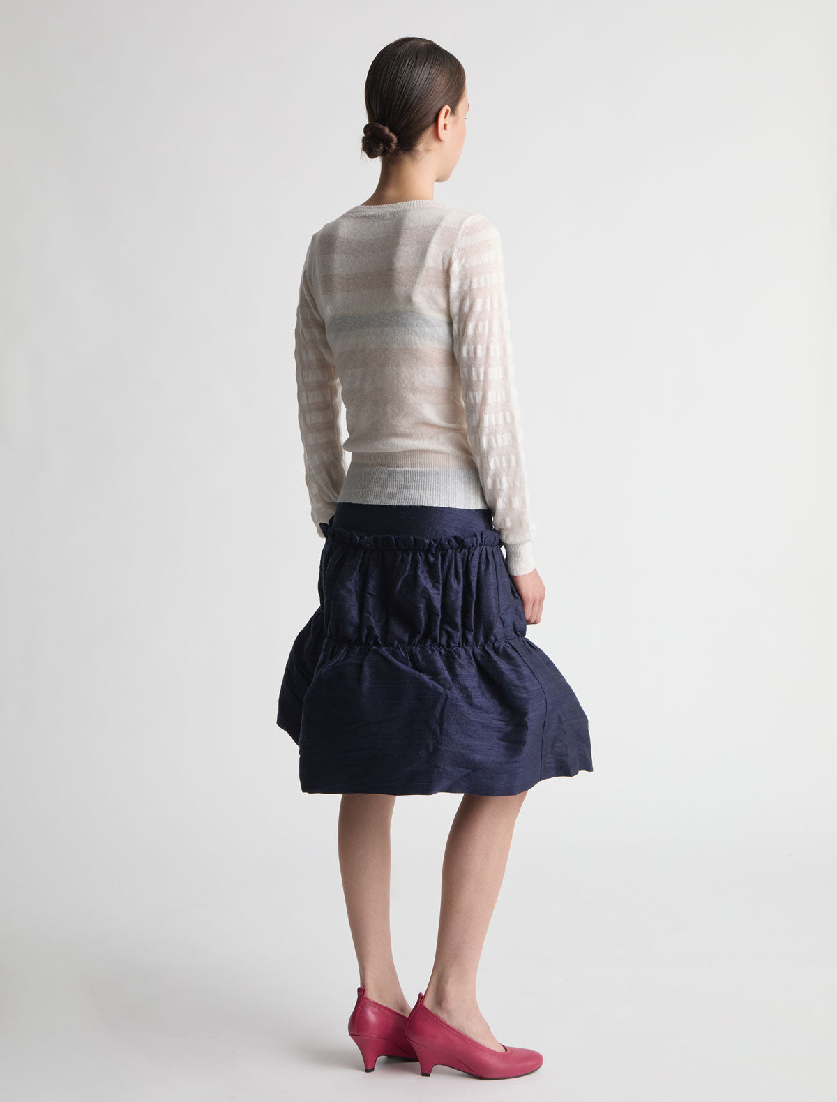 Laser long sleeve knitted sweater open neckline white