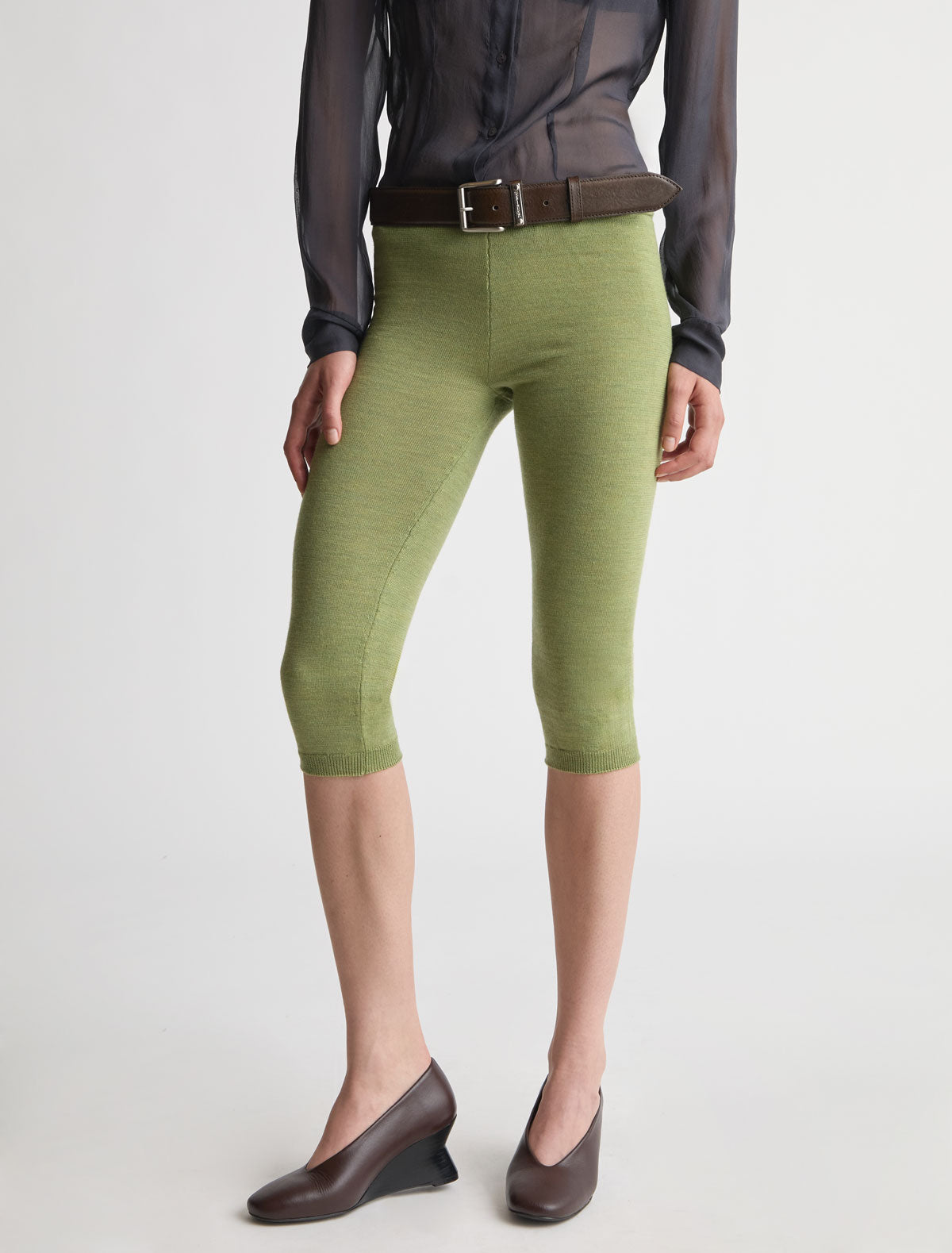 Saloma below the knee knitted leggings green