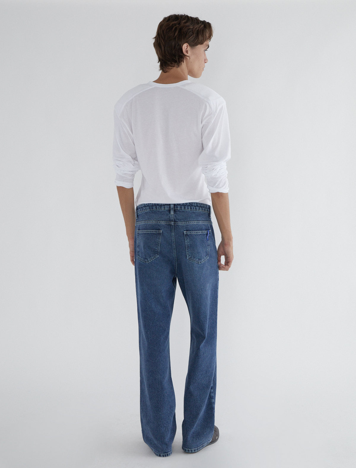 Crowd b studded men denim pants blue2025