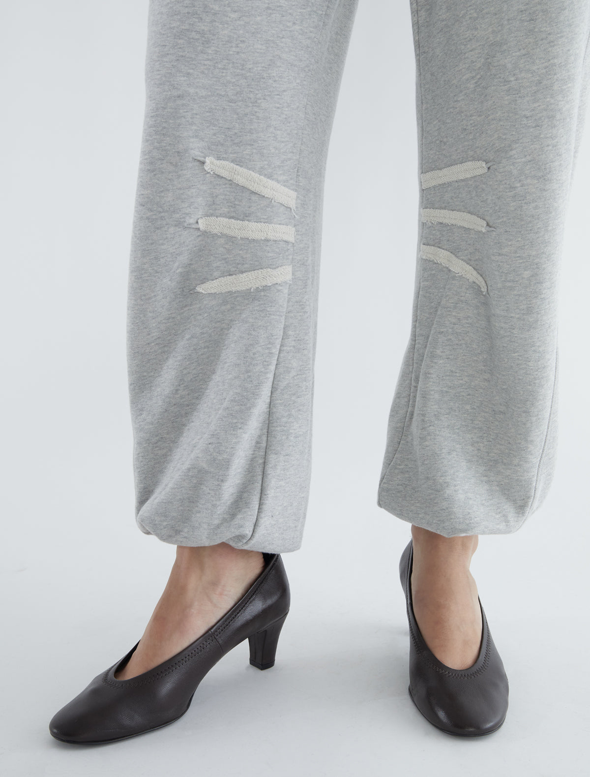 Cooper long sweatpants cuffs hem lightgrey