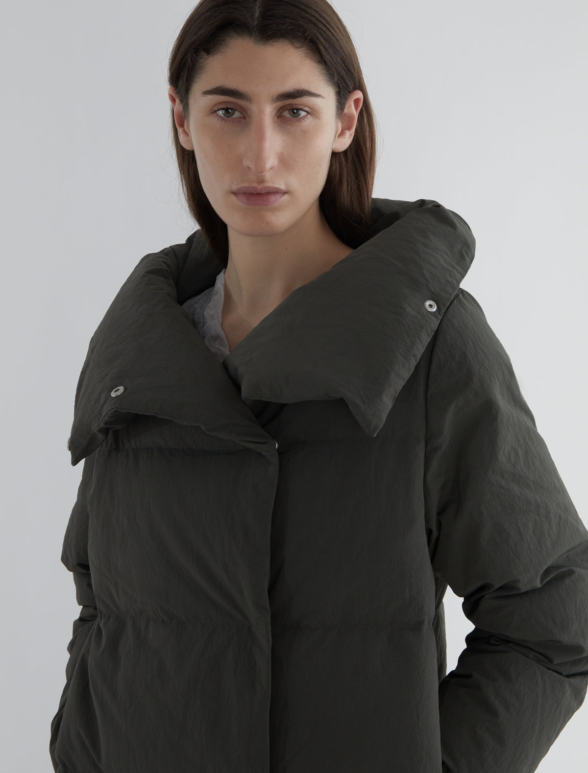 Long pruit puffer nylon oversized collar green