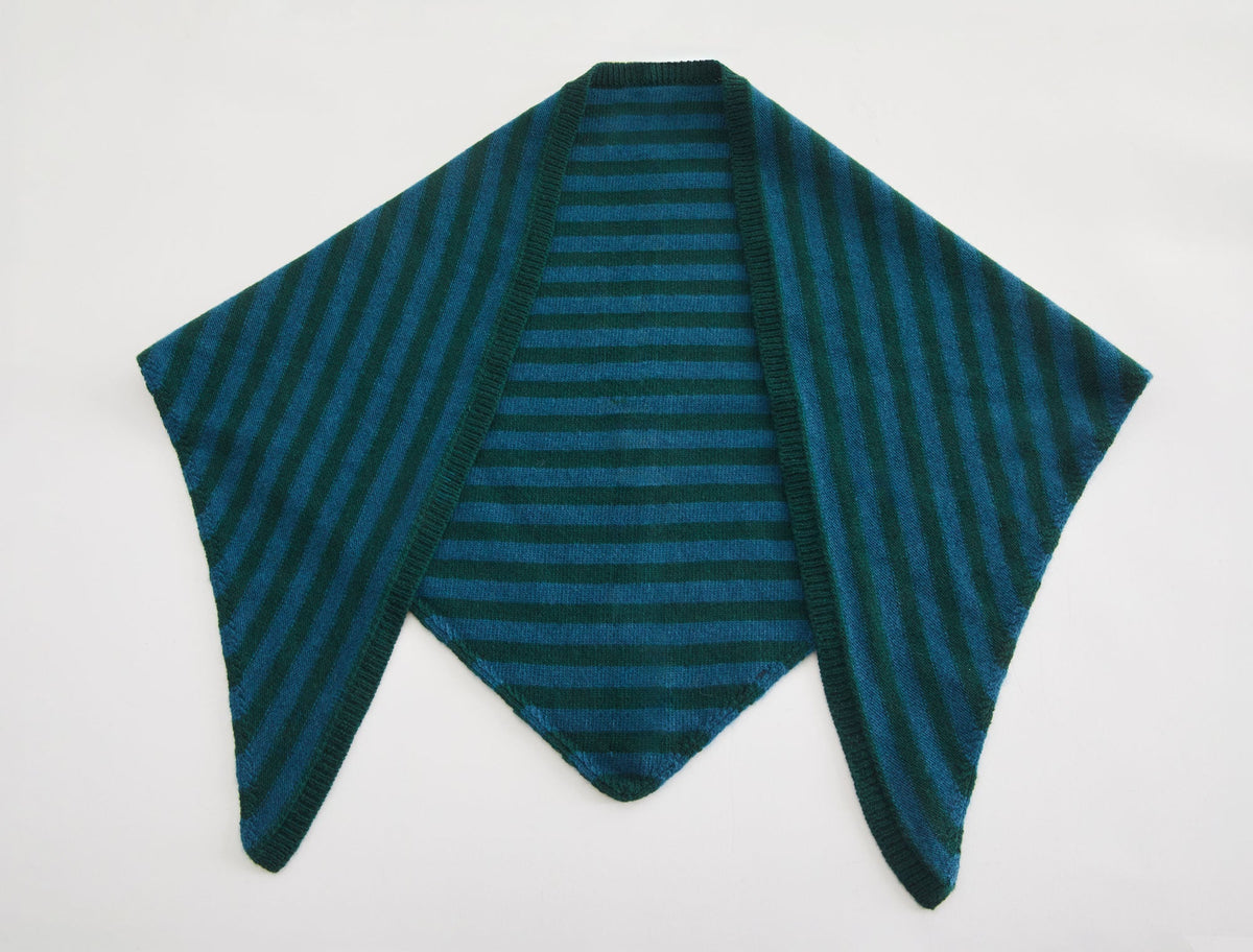 Prima soft warm wool triangle scarf green