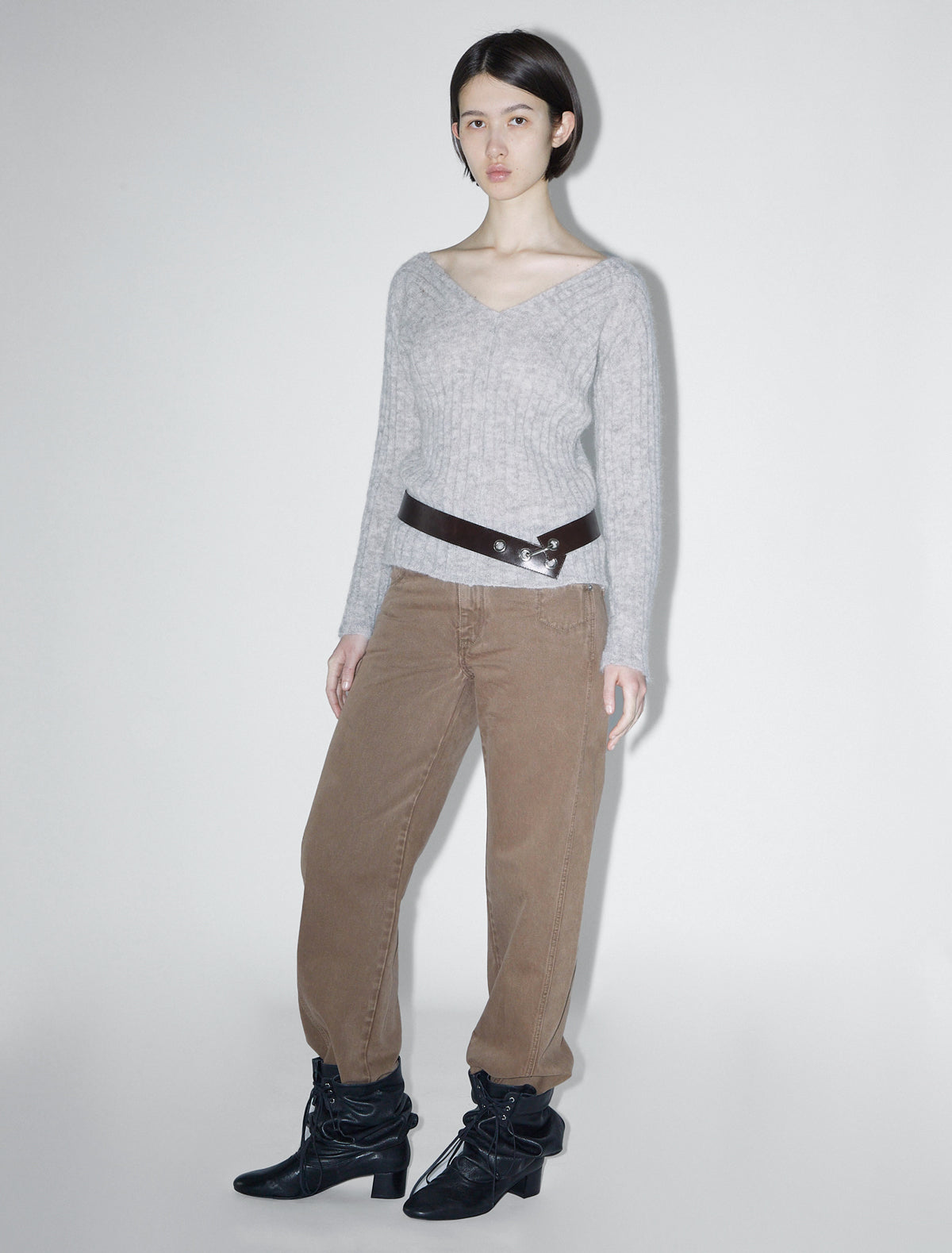 Vita v neck wool sweater grey