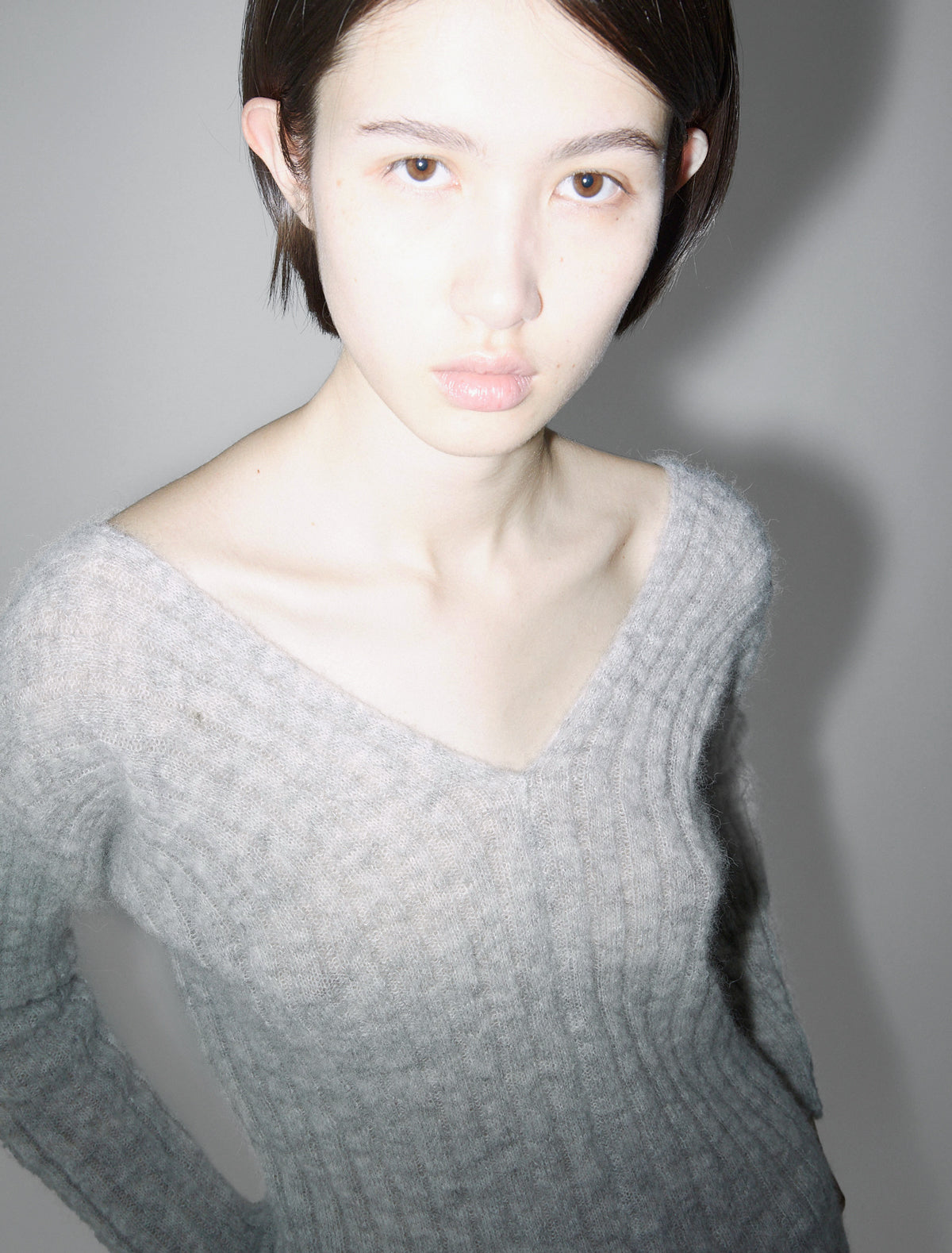 Vita v neck wool sweater grey